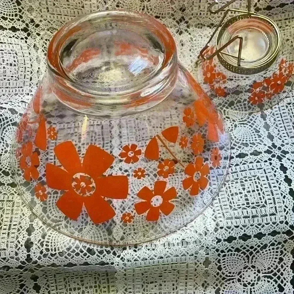 Mid-Century Atomic Daisy Flower Glass Chip &  Dip Serving Bowl Set - Picture 9 of 16